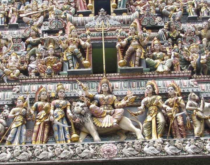 photo of the entrance tower, Sri Veeramakaliamman Temple, Little India, Singapore